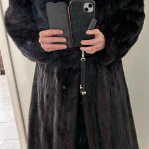 Elegant Fur Coat 90s style puffy shoulder.  PTP 25 please read